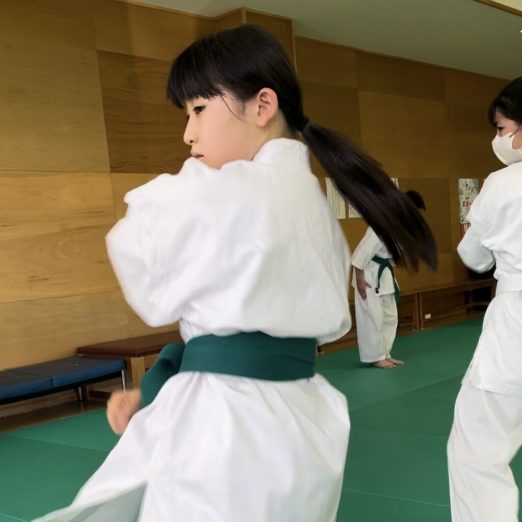 形稽古で全身トレーニング
