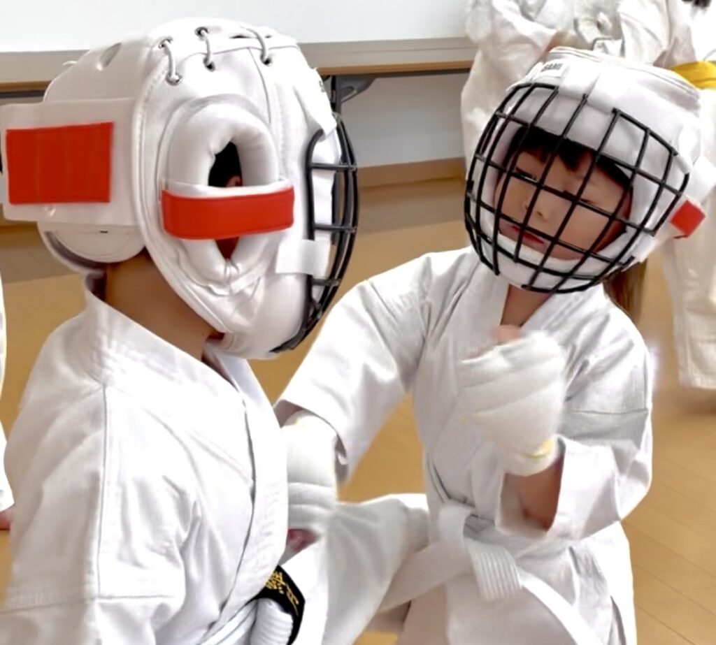 小さな拳に無限の可能性。